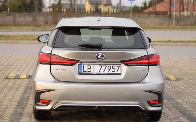 Lexus CT cena 80000 przebieg: 112000, rok produkcji 2018 z Piława Górna małe 79